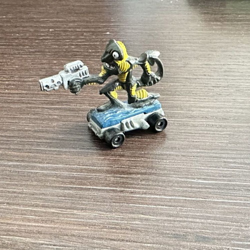 Sketistas Skateboard Mania figure used from Psilokoko 90s