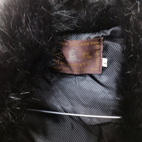 Short fur jacket like new, synthetic, size L, black