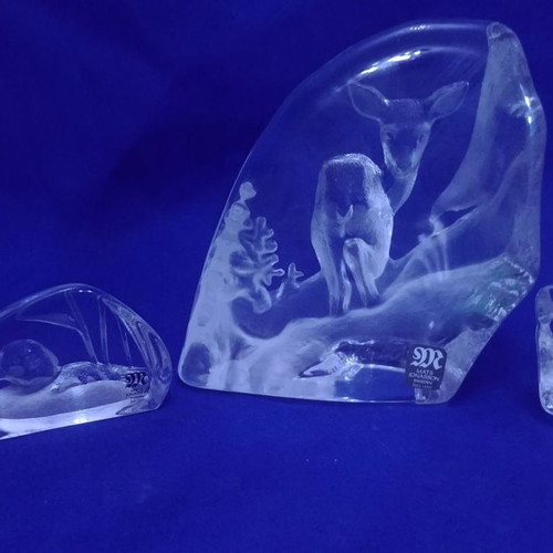 Maleras paperweight by Mats Jonasson full lead crystal like new