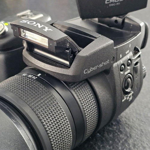 Sony Cyber-shot DSC-R1 camera with Carl Zeiss T* lens