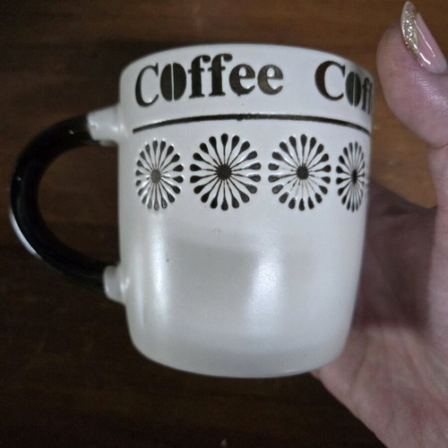Beige mug like new with coffee design