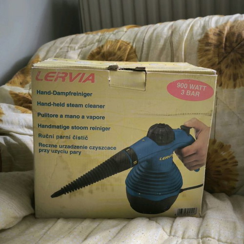 Steam Cleaner 900w 3 bar new with 3 nozzles