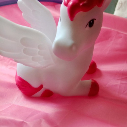 Unicorn lamp new with batteries and 3 lighting modes