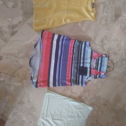 Women's blouses used, pack of 3, sizes large and extra small