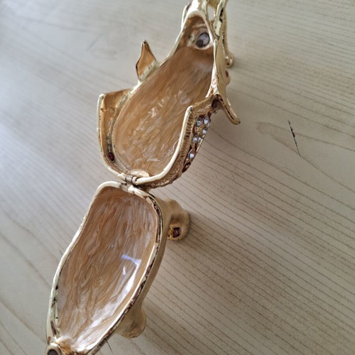 Decorative elephant jewelry box like new