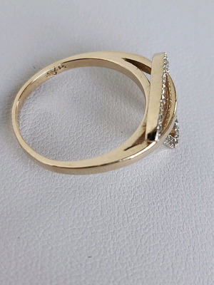 Gold ring 14 carat used, 585 gold with zircon, size 57 or 17
