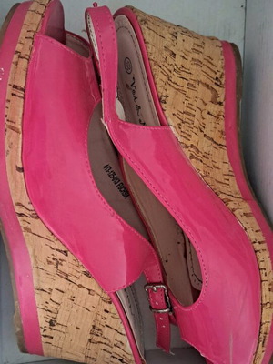Voi and noi platform sandals new, size 38, pink