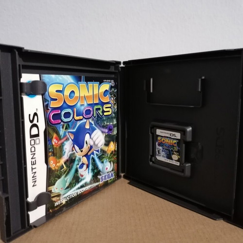 Sonic Colors NTSC Nintendo DS game with case, non-working