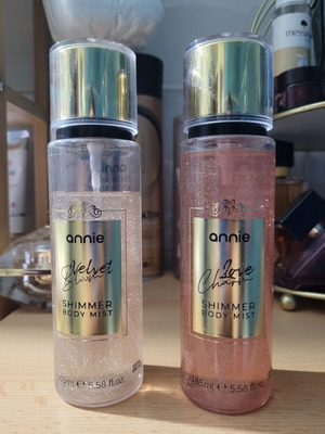 Annie Shimmer Body Mists Velvet Bloom & Love Charm 165ml σετ σαν καινούργιο