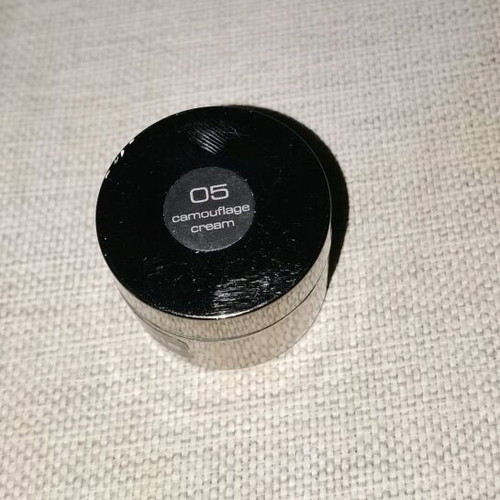 Babor Concealer Camouflage Cream 05 Medium Beige like new