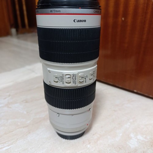Cano EF 70-200 f/2.8 II lens