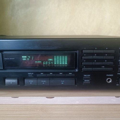 Onkyo DX-6920 CD player like new