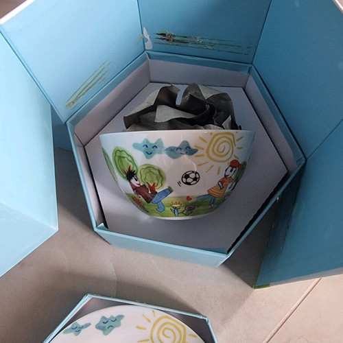Children's porcelain dinner set 5 pcs new, suitable for gift
