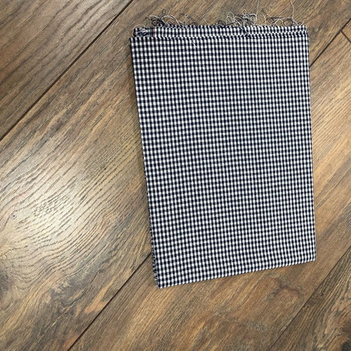 Checked fabric 0.50 x 1.50 like new, black and white