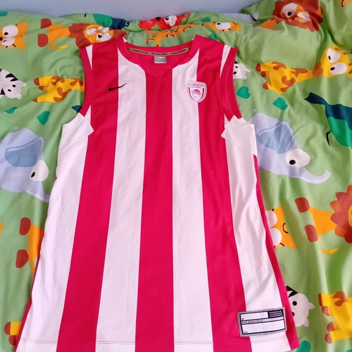 Olympiacos basketball jersey Nike 2009 like new