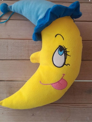 Plush moon like new