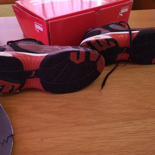 Puma women's safety shoes with aluminum toe cap like new, size 38