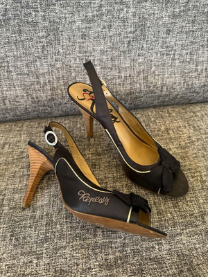 Replay women sandals size 41 like new, black and beige