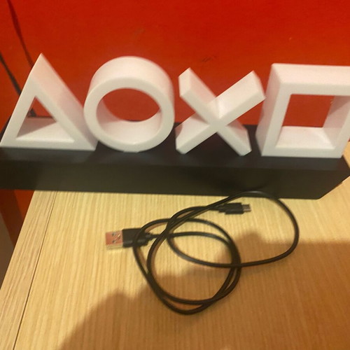 PlayStation φωτιστικό σαν καινούργιο με καλώδιο