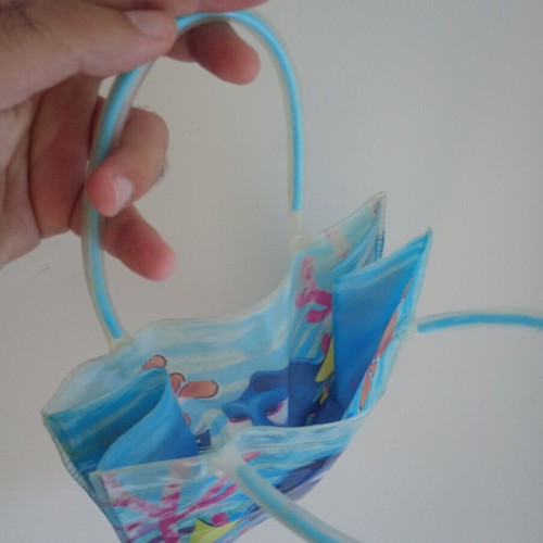 Finding Dory plastic beach bag