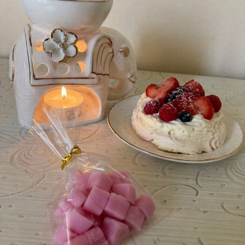 Wax melts Pavlova new, plant-based with fragrance