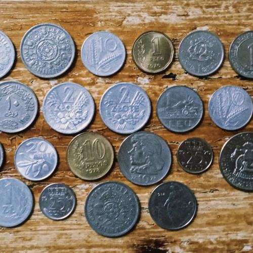 Foreign coins like new, pack of 25 from various countries