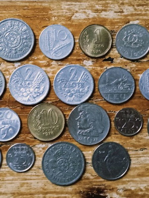 Ξένα νομίσματα σαν καινούργια, πακέτο 25 τεμαχίων από διάφορες χώρες