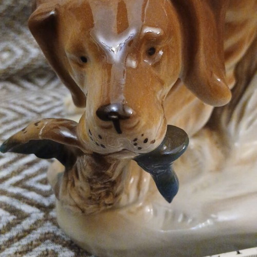 Royal Dux Bohemia porcelain dog figurine Model 306, vintage 1960s setter hunter