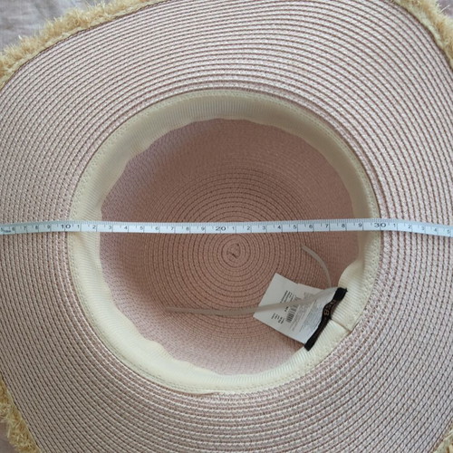 BSB hat like new, one size, beige and pink