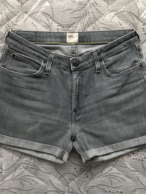 Lee denim shorts used, size 30, gray