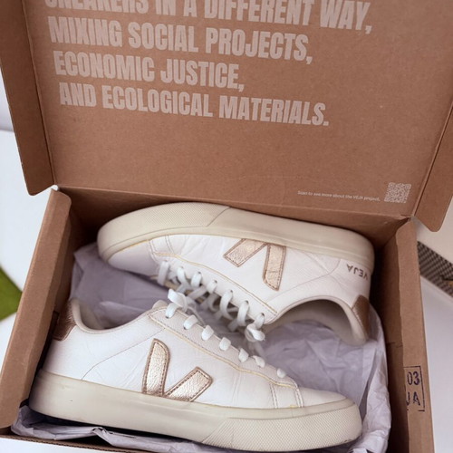 Veja Campo sneakers used, white and beige with rose gold details