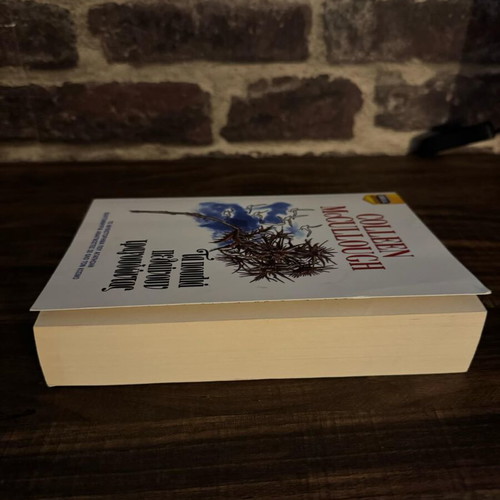 The Thorn Birds Colleen McCullough new, Greek edition