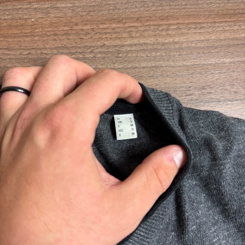 Men's Esprit grey V-neck sweater size M like new