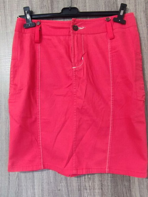 Diesel red denim skirt like new, size S