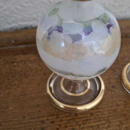 Set of 2 glass perfume bottles like new, decorative