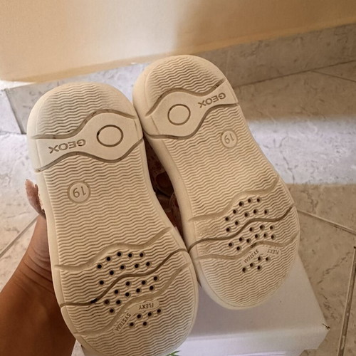 Geox anatomical baby shoes size 19