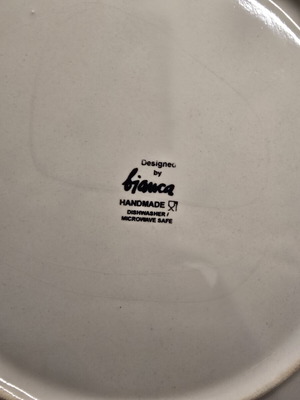 Plate 27 cm diameter