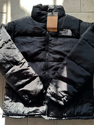 The North Face Puffer Jacket new, black, size M