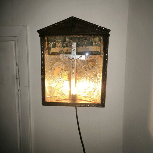 Retro iconostasis used with blue lamp, dimensions 35x25 cm