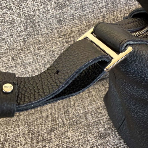 KEM leather shoulder bag like new, black, 22x30 cm