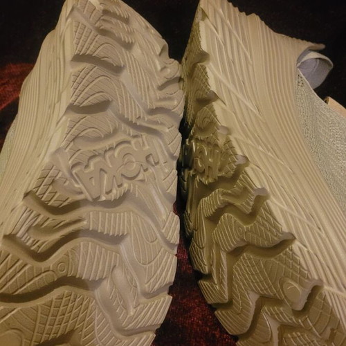 Hoka One One sneakers size 44 new beige