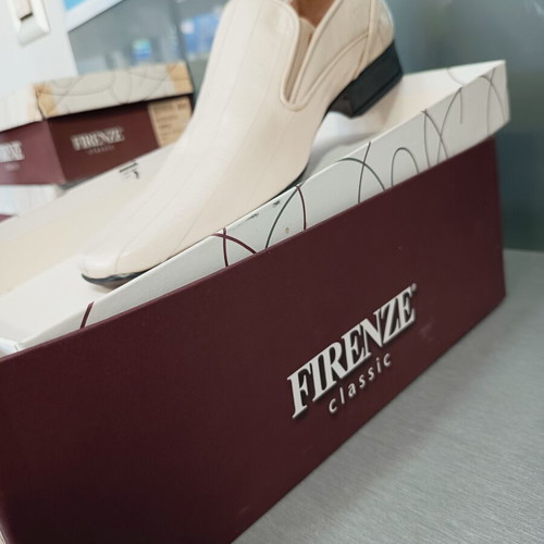 Men's shoes size 43 white new