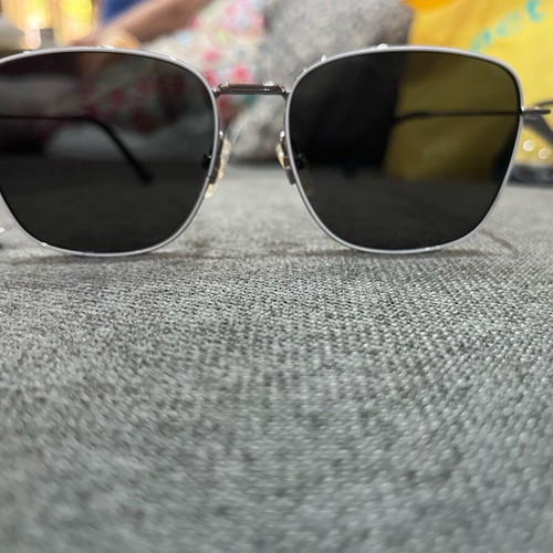 Body talk sunglasses new with minor frame defect