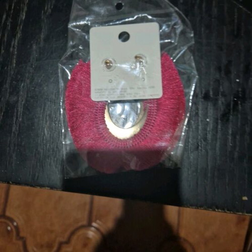 Dangling earrings fuchsia new