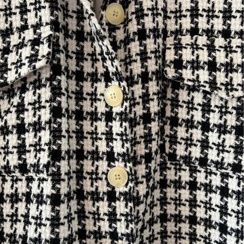 Women's Outerwear like new, one size fits medium to XL