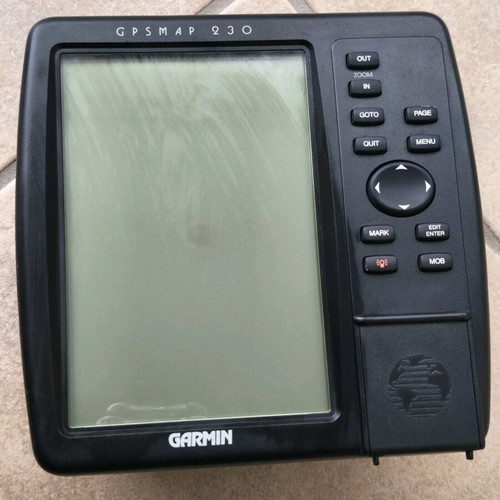 Ναυτικός πλότερ Garmin GPSMAP 230 μεταχειρισμένο με οθόνη LCD 7 ιντσών
