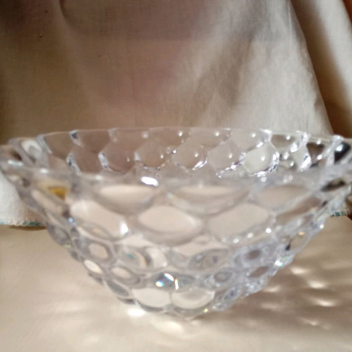 Orrefors Raspberry Crystal bowl like new, 25 cm