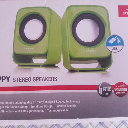 Snappy speakers new, set of 2, green