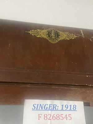 Singer ραπτομηχανή μεταχειρισμένη του 1918 με χαρτιά