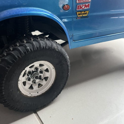 MST CMX (Tamiya) Suzuki Jimny J3 crawler used with metal beadlock